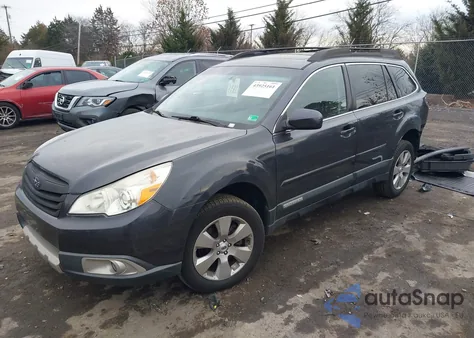 2011 Subaru Outback 3.6R Limited from USA, damaged, VIN 4S4BRDLC9B2445688